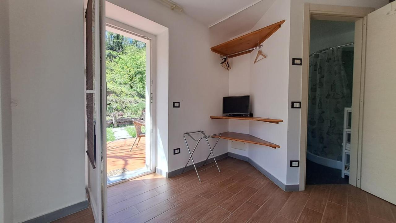 B&B La Casina Rosa La Spezia Valeriano Lunense Extérieur photo